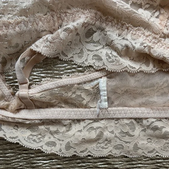 Lace Bralette in Nude Pink - Picture 2 of 4
